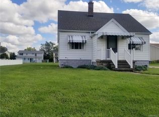 963 Borden Rd, Depew, NY 14043