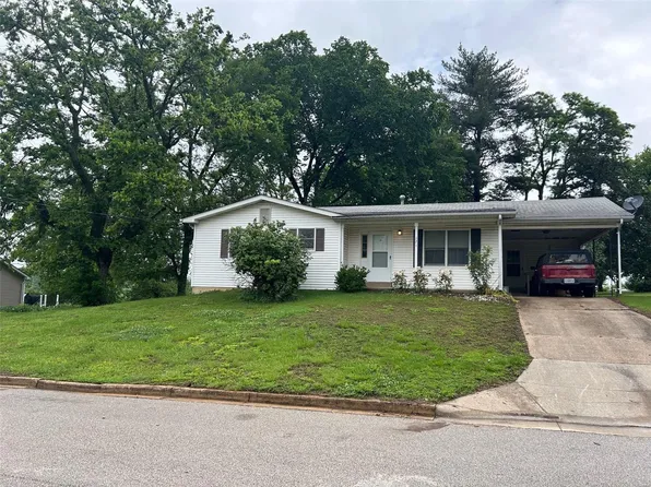 121 Macarthur St, New Haven, MO 63068