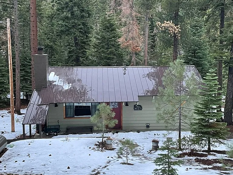 432 Sierra Dr — Photo 1