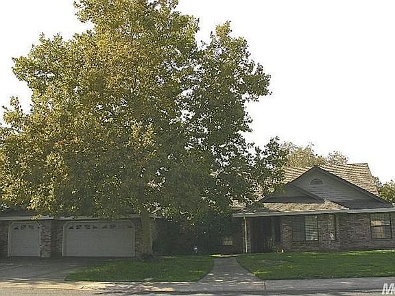 2nd image of 1207 Mallard Ln