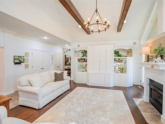 3rd image of 2 Grace Ln