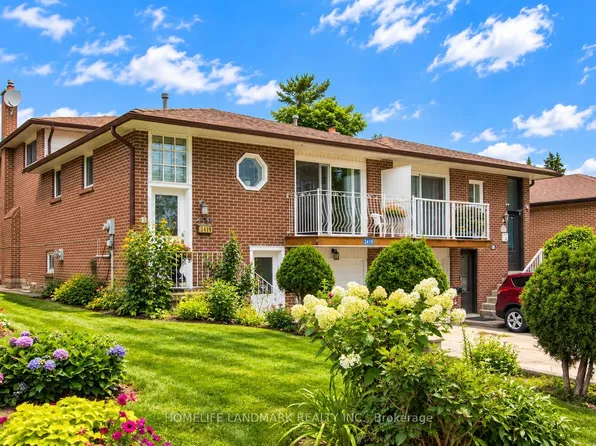 2419 Cashmere Ave, Mississauga, ON L5B 2M7