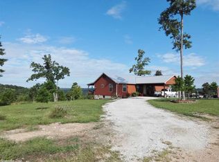 101 Pinewood Ln, Mountain View, AR 72560