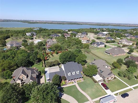 4th image of 9207 W Parview Ct