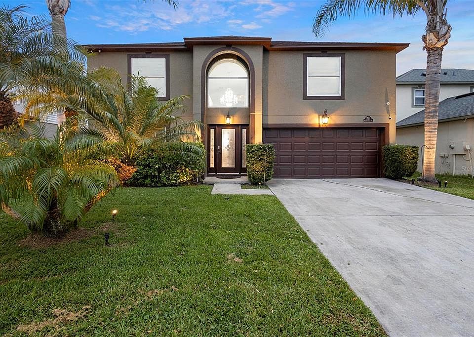 1st image of 327 FAIRFIELD DRIVE