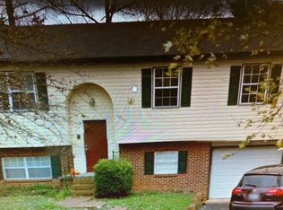 1824 Strathmore Rd, Knoxville, TN 37922