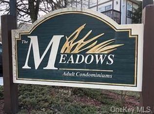 858 E Crooked Hill Rd, Pearl River, NY 10965