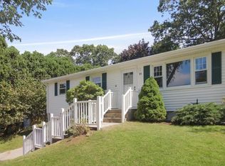 11 Laurel Dr, Oakdale, CT 06370
