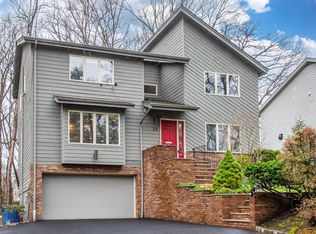 39 Bliss Ave, Tenafly, NJ 07670