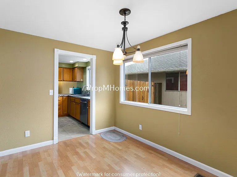 22340 SW Nottingham Ct — Photo 5