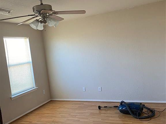 4th image of 2815 Brookmist Ln