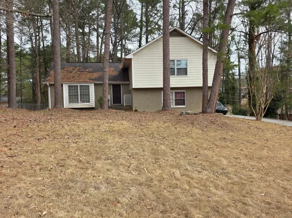 1915 Lisa Ln, Riverdale, GA 30296