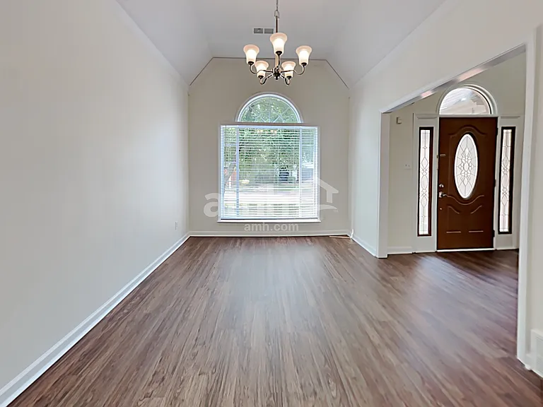 5376 Milton Ridge Dr — Photo 6