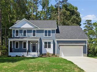 111 Mill Rd, Yorktown, VA 23693