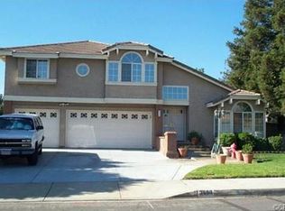 3690 N Live Oak Ave, Rialto, CA 92377