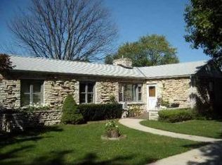 214 N Porter Ave, Waukesha, WI 53186