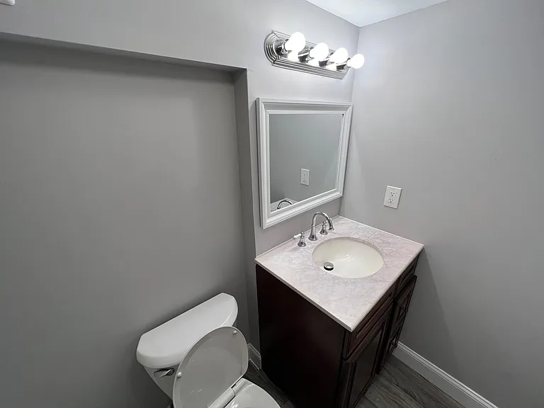 505 Wyeth St — Photo 13