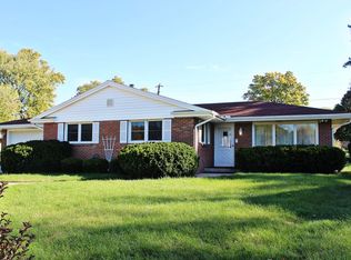 1316 E Gate Pkwy, Rockford, IL 61108
