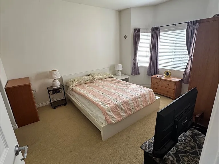 17888 Alburtis #B215 — Photo 16