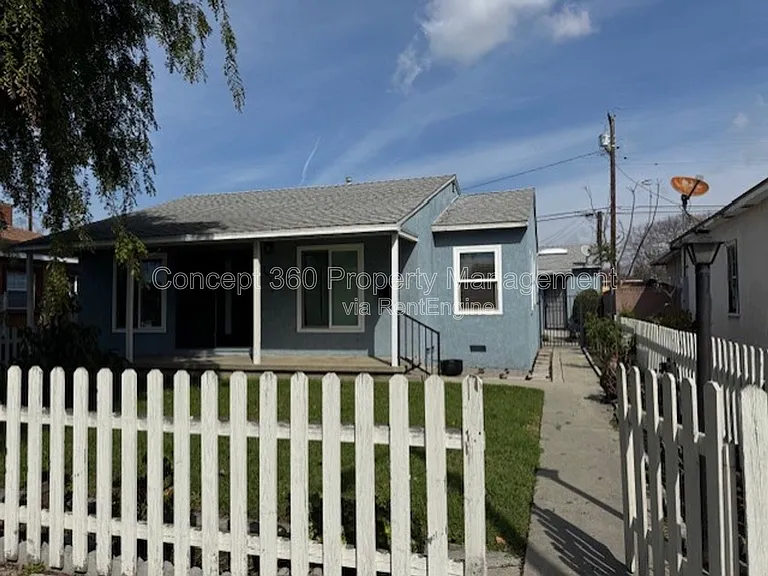 157 E Harcourt St — Photo 1