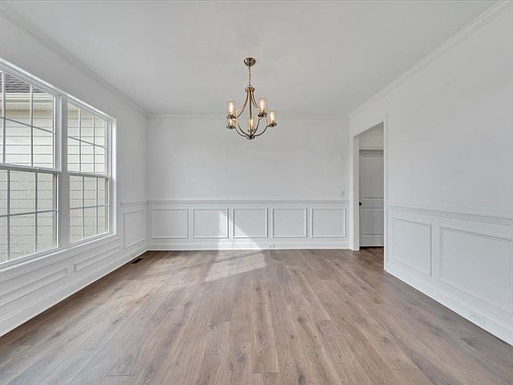 4th image of 3100 Natalies Way