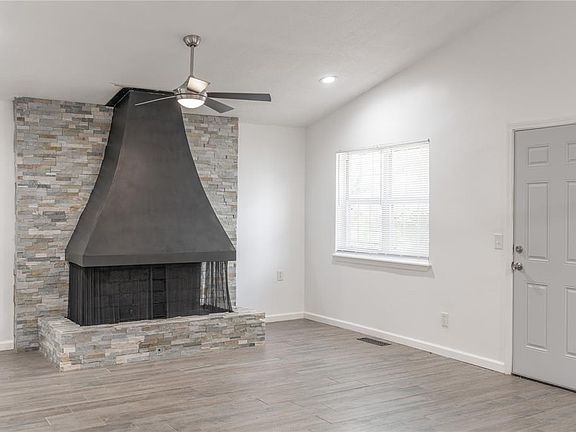 5th image of 5421 NW 65th St