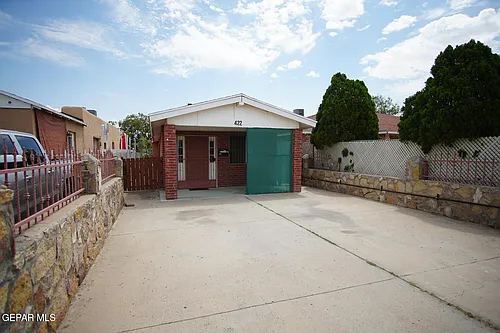 422 Val Verde St Photo 1