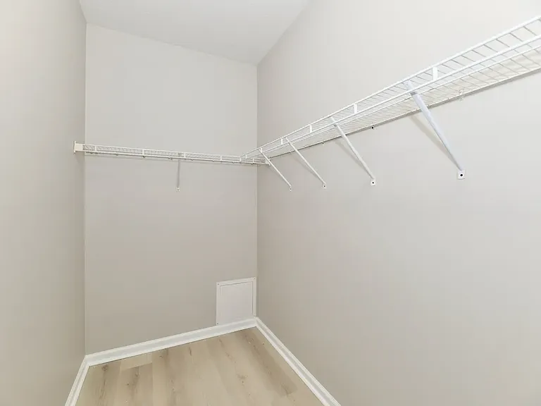 10416 Platinum Dr — Photo 29
