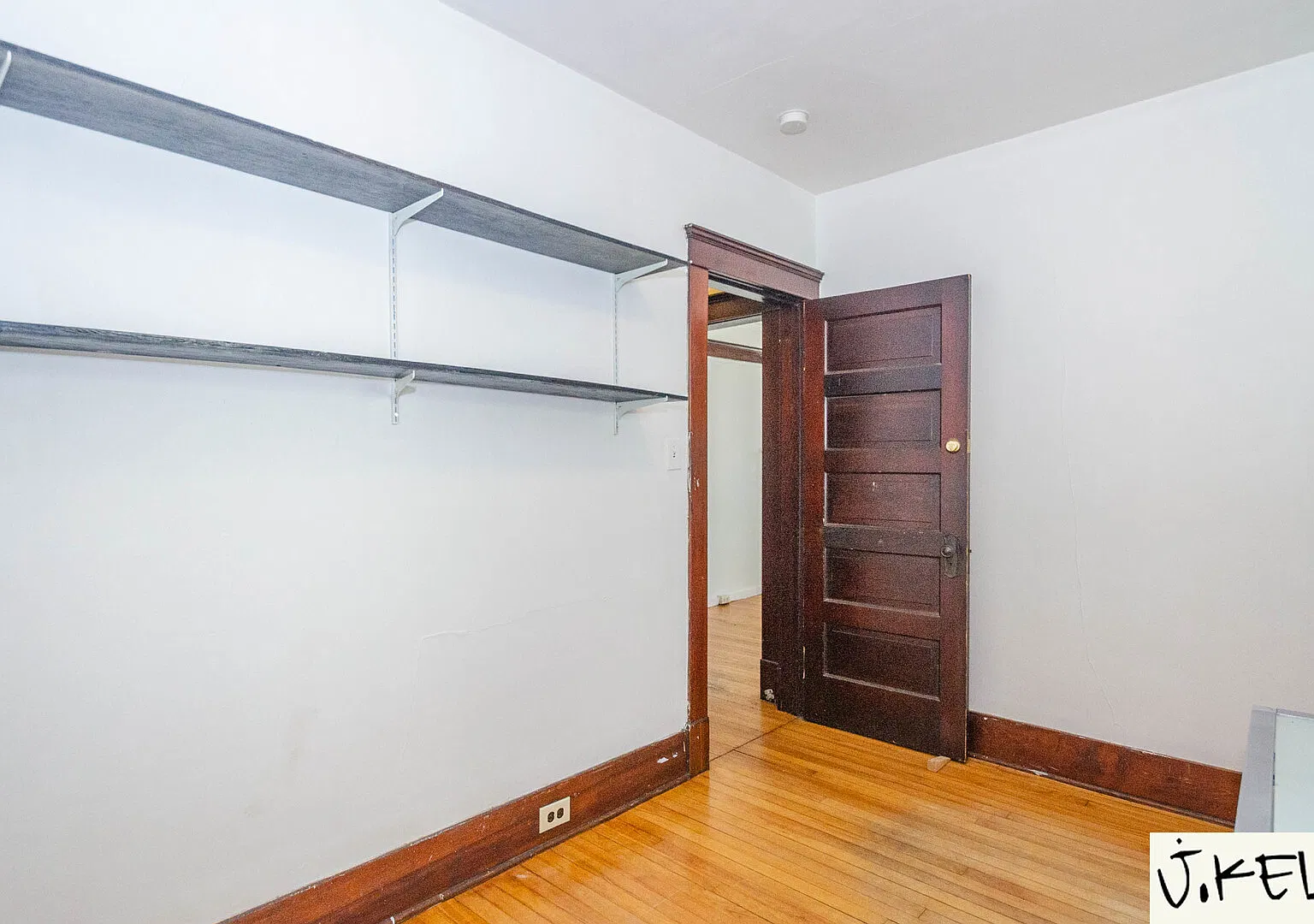931 Dewey Avenue - 1 — Photo 2