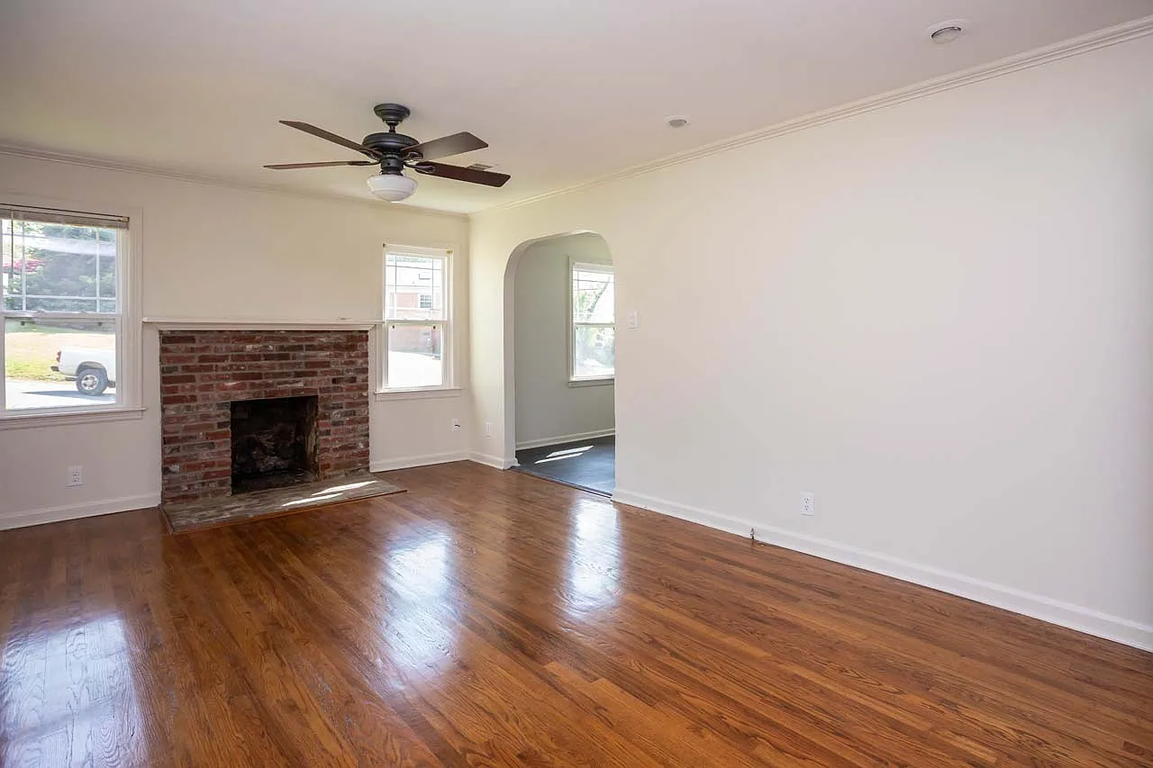 2500 Durwood Road - 1 — Photo 3