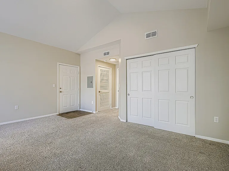 13607 Ashbrook Hts #204 Summer Sky - Print Quality - 005 - 07 Primary Bedroom