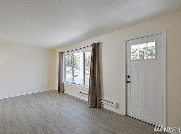 4th image of 5034 S Puget Sound Ave