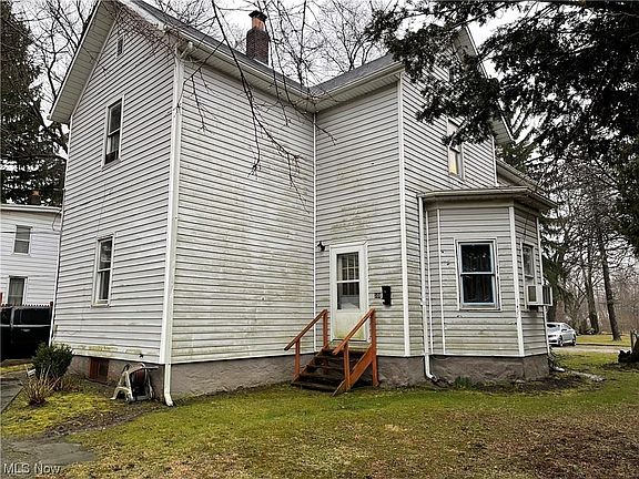 3rd image of 500 Sherman St