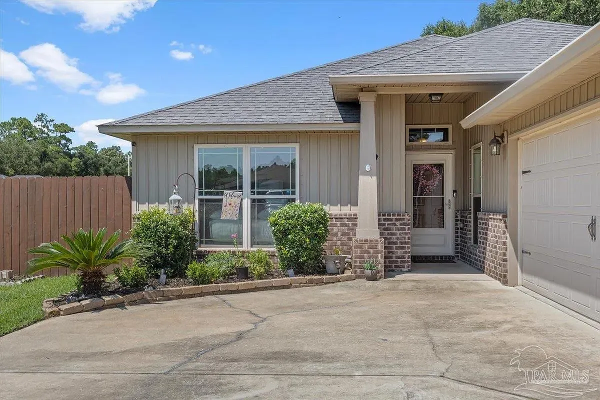 5508 Peach Dr — Photo 2