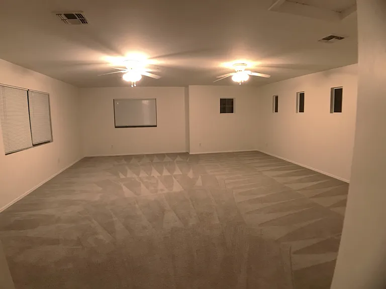17584 W Acacia Ct — Photo 24