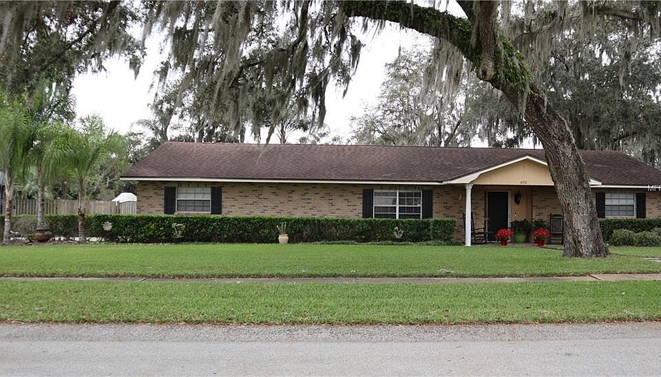 1st image of 6331 Oak Sq E