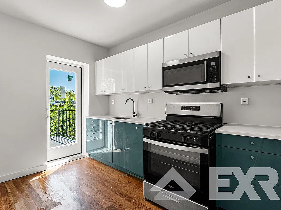 1st image of 1390 Madison St #2D