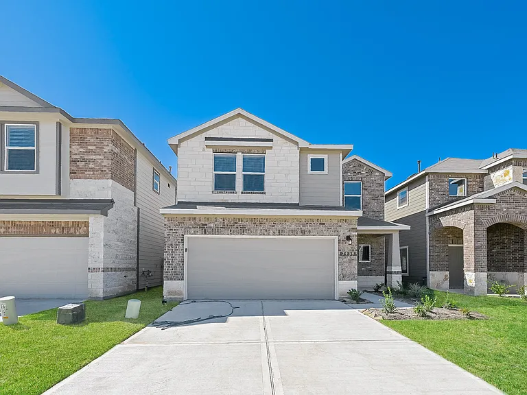 7939 Fijian Cypress Dr — Photo 1