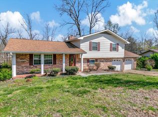145 Rolling Ridge Dr, Chattanooga, TN 37421