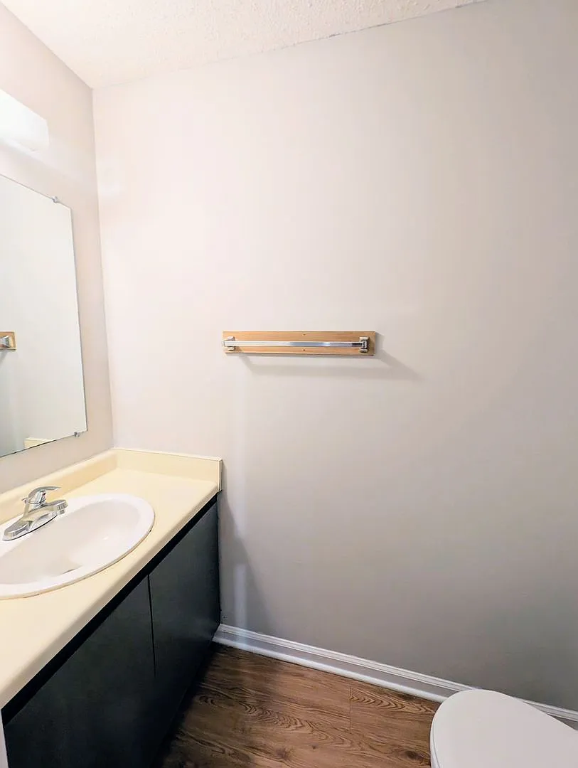 4300 Presley Court — Photo 3