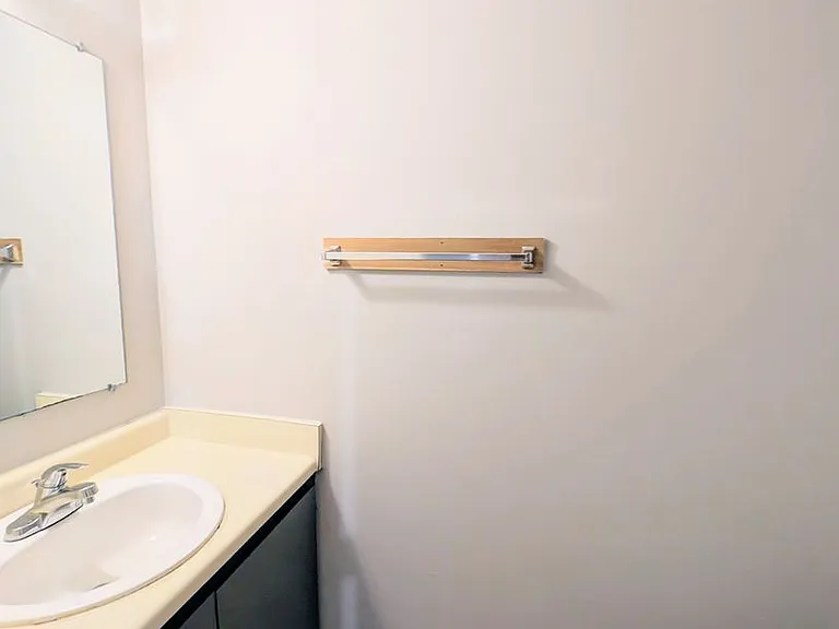 4300 Presley Ct — Photo 3