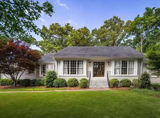 3800 Knollwood Ln, Mountain Brook, AL 35223