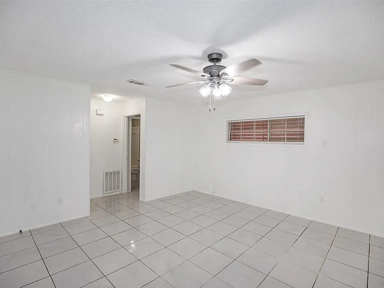 2020B Rosalee St — Photo 12