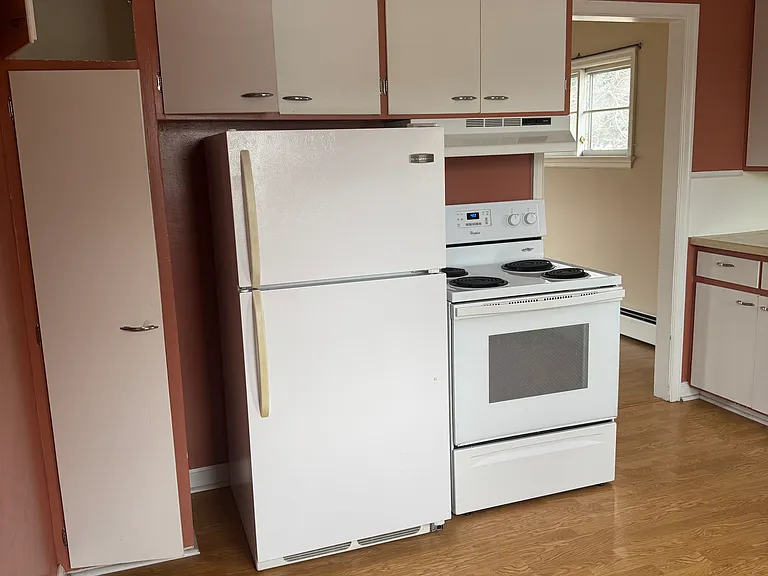 136 Eugene St #136 — Photo 7