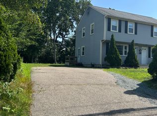 264 Stone St, Walpole, MA 02081