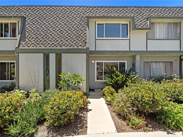 21096 Windchild Ln, Huntington Beach, CA 92646