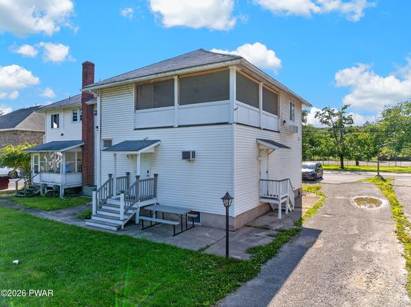 978 Main St #2A