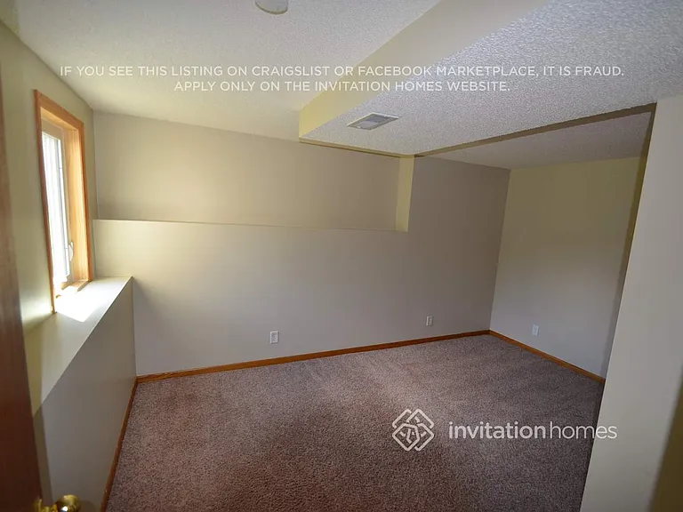 15684 Cumberland Ave W — Photo 14