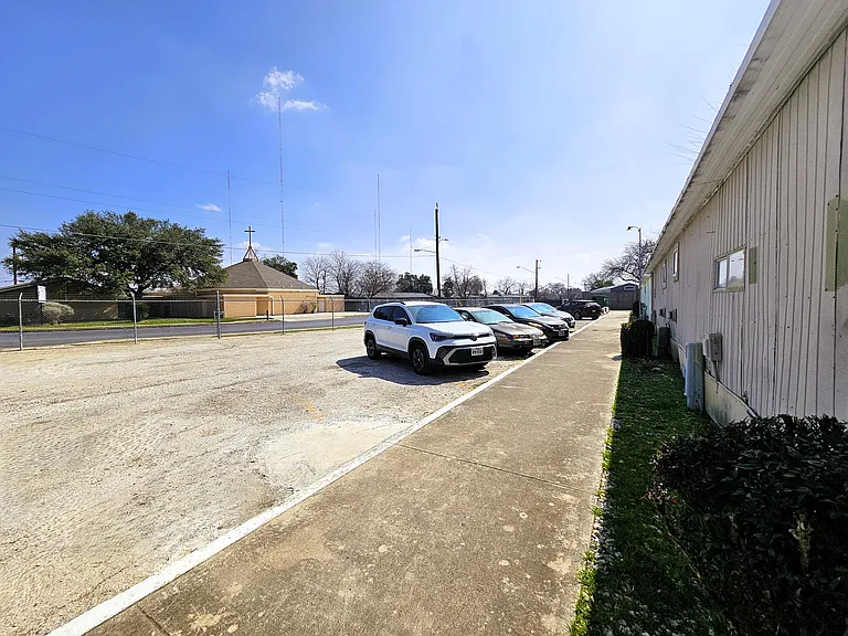 7327 Harlow Dr #7 — Photo 7