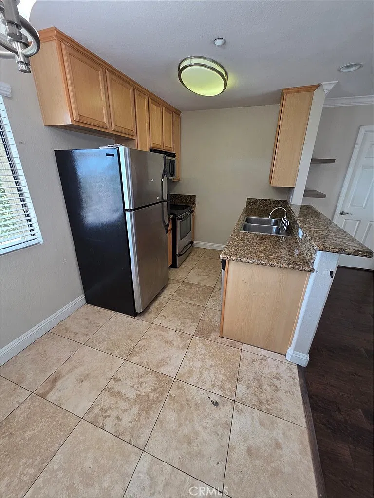 1 bed, 550 sqft, $1,900 — Photo 4